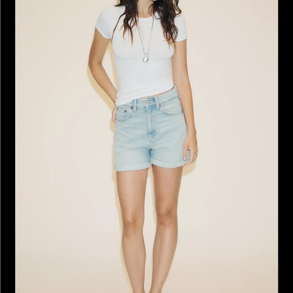 Zara High Waist Mom Fit Shorts